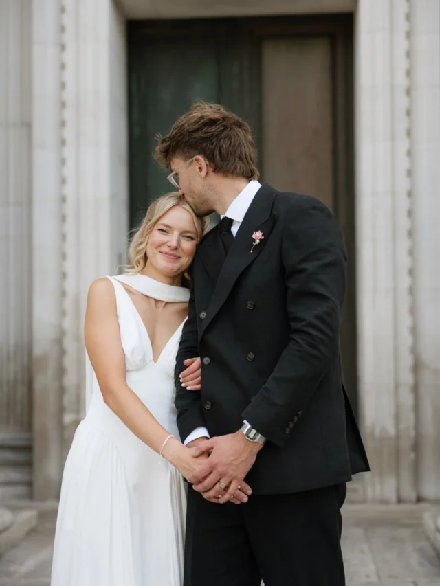 A handful from Katie & George’s wedding at the Temple of Peace, Cardiff 🤍

Couple @katiemorgans @georgegrove 
Venue @templeofpeacewales @stcatherineschurchhall 
Outfit Details @purecouturebridalboutique 
Makeup @ellispage.makeup 
Hair @hairby_bluee @anna.storch_hmua 
Entertainment @theeditspartyband